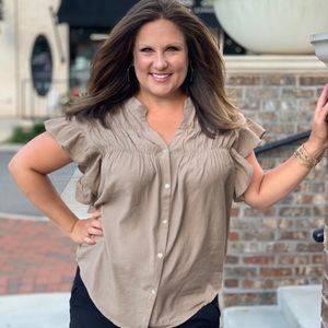 COZY CASUALS Beige Button Top w Ruffles
